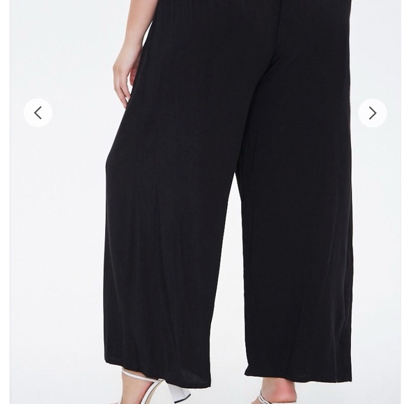 Black Women's Wide-Leg Pants - Picture 5 of 11